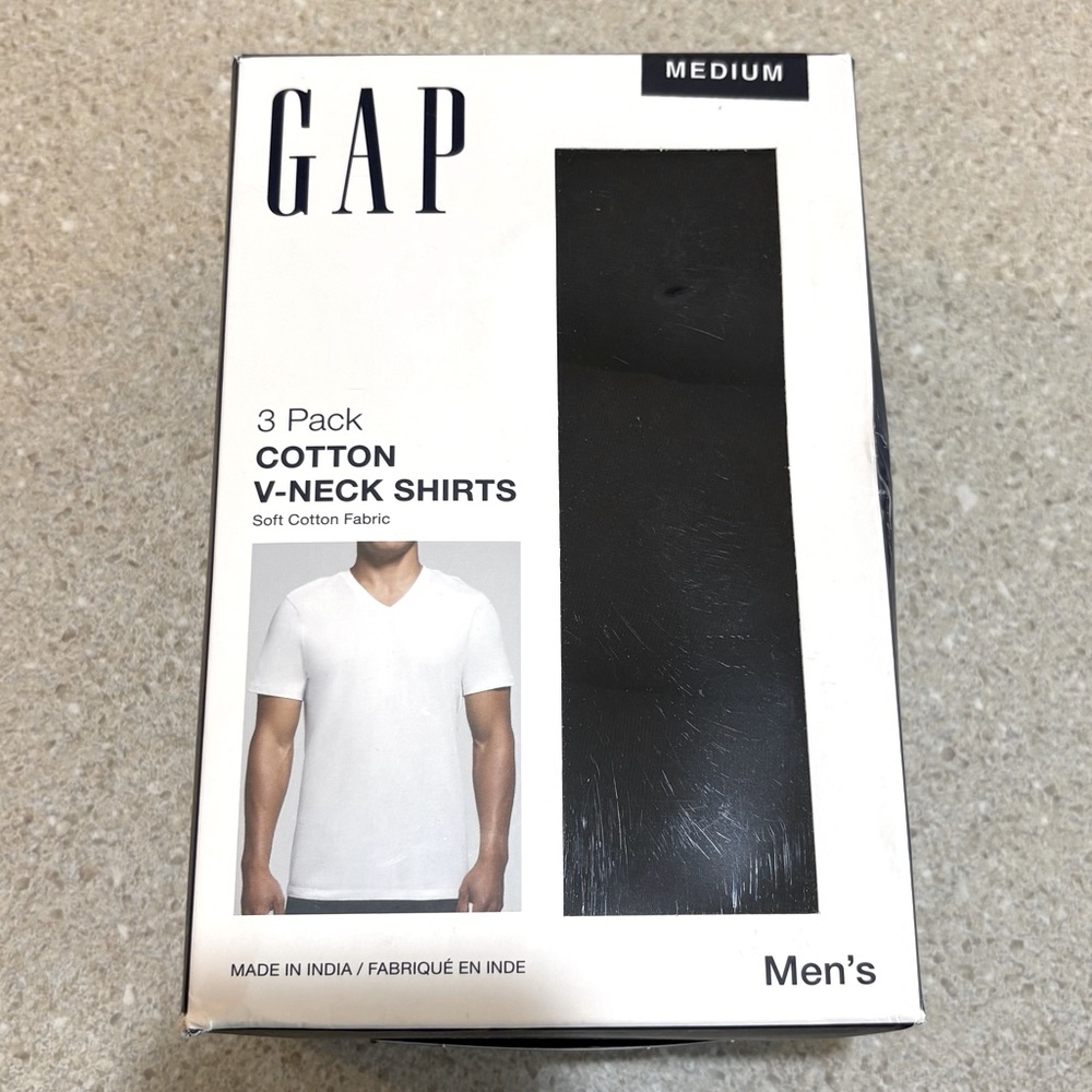 GAP V-Neck Black T-Shirts Menβs Size Medium Cotton 3-Pack Classic Fit Tag Free